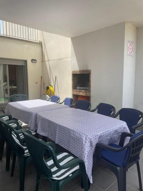 Chalet Adosado Entero, Bbq Y Piscina Comunitaria Sabiñánigo Exteriér fotografie